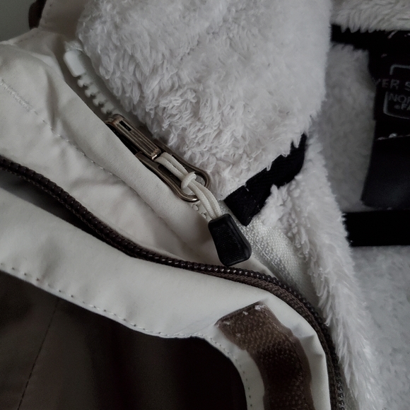 The North Face Jacket - Picture 2 of 4